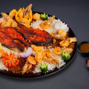 طبق سلمون وروبيان كبير مقلي